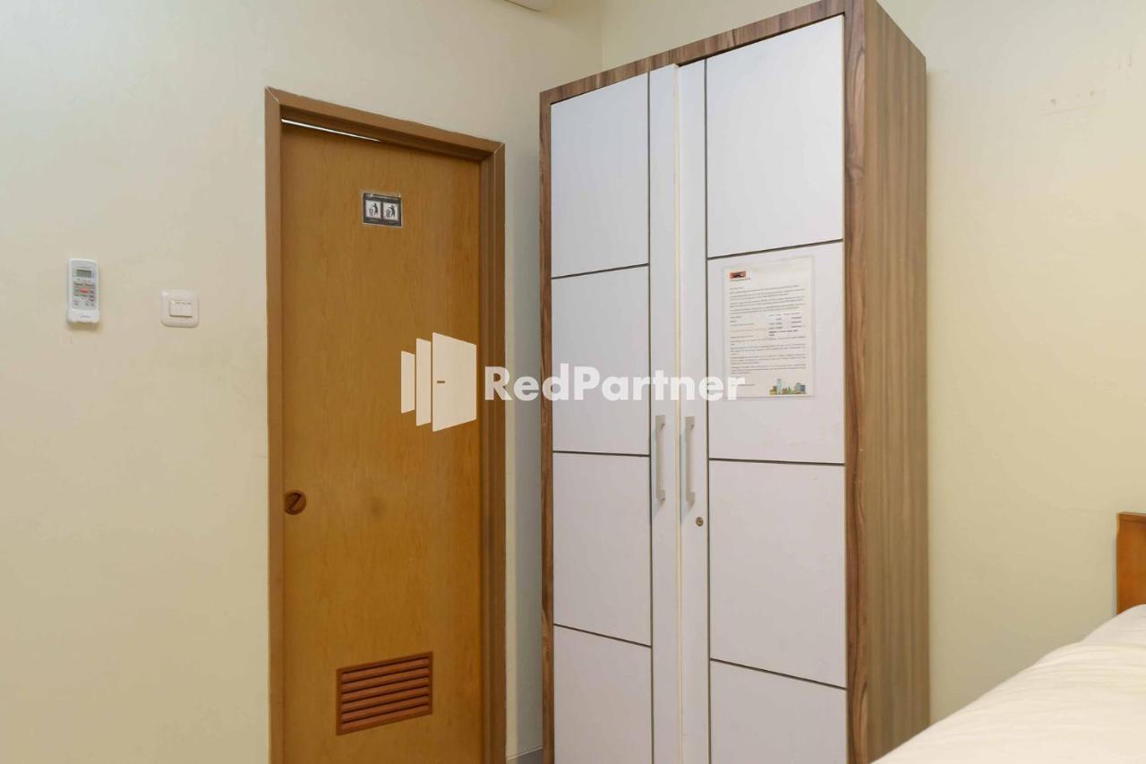 Jo Residence Syariah Redpartner Jakarta Exterior photo